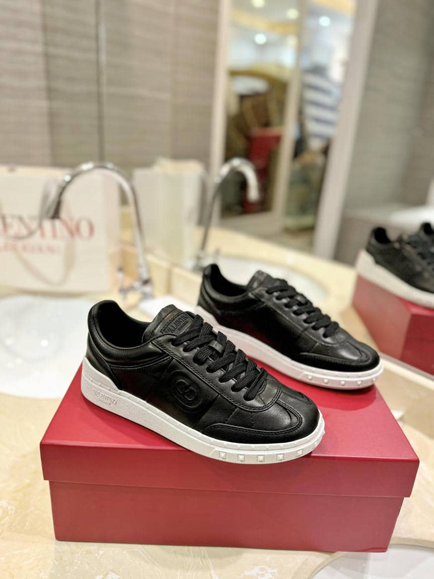 Valentino Sneaker 1-10
